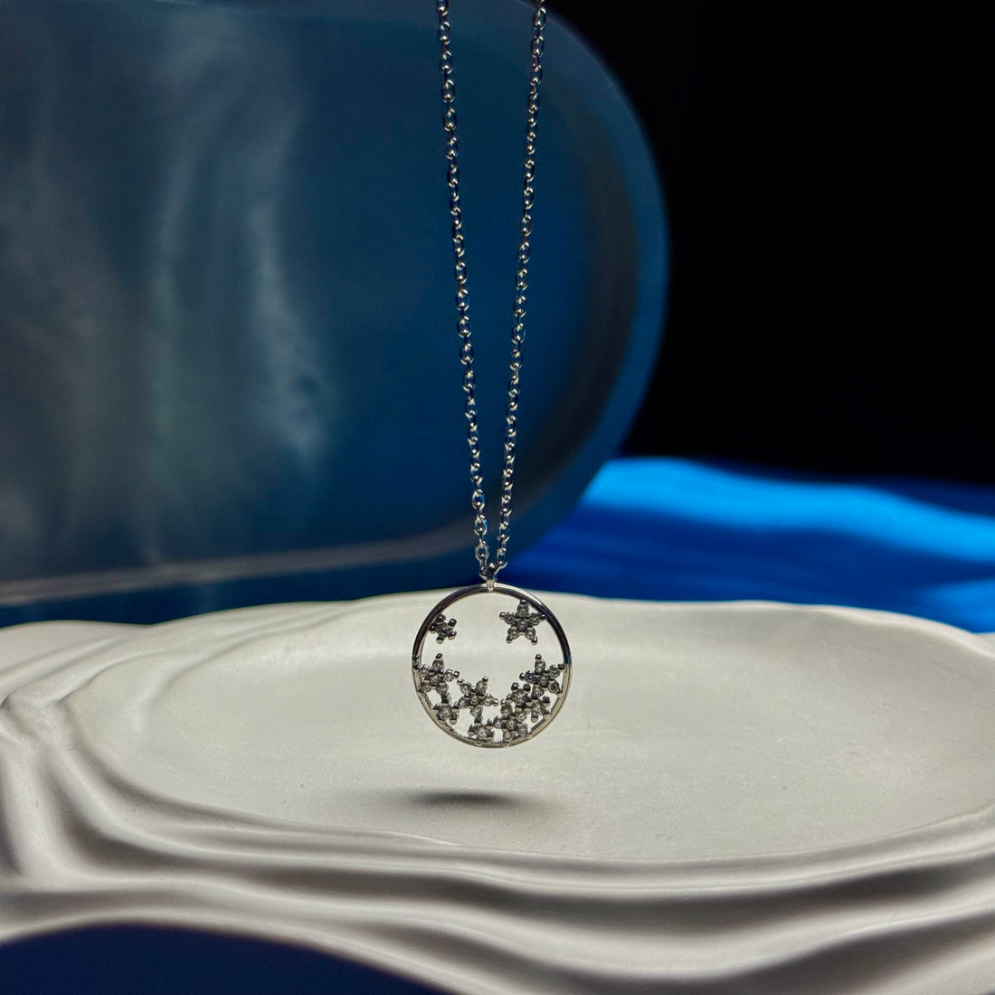 Silver star in circle ring with link chain pendant