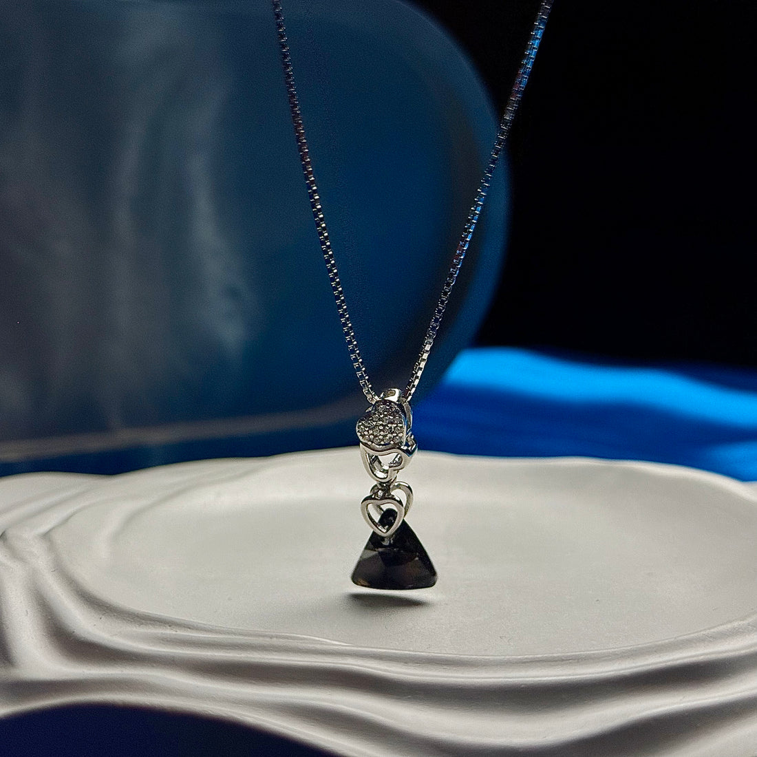 Silver black triangle stone pendant with chain