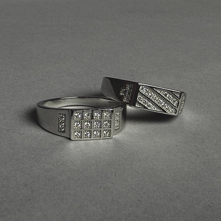Silver 12 american diamond ring