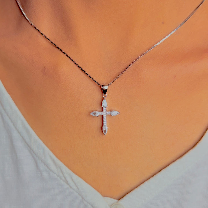 iced out cross sign pendant without chain