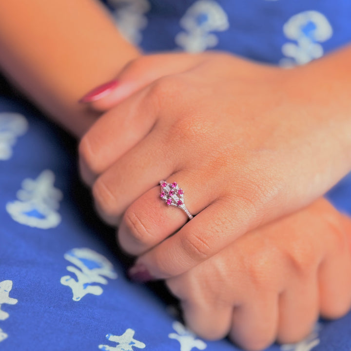 Silver seven red american diamond ring