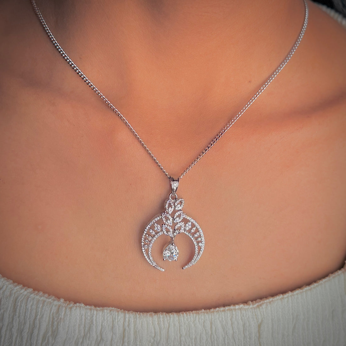 American diamond three piece half moon pendant without chain