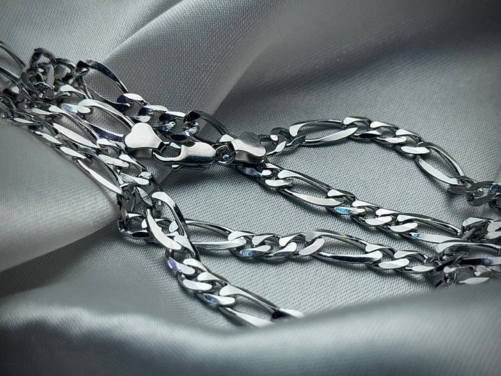 Silver large interlock chain