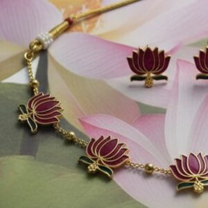Lotus necklace with lotus earring